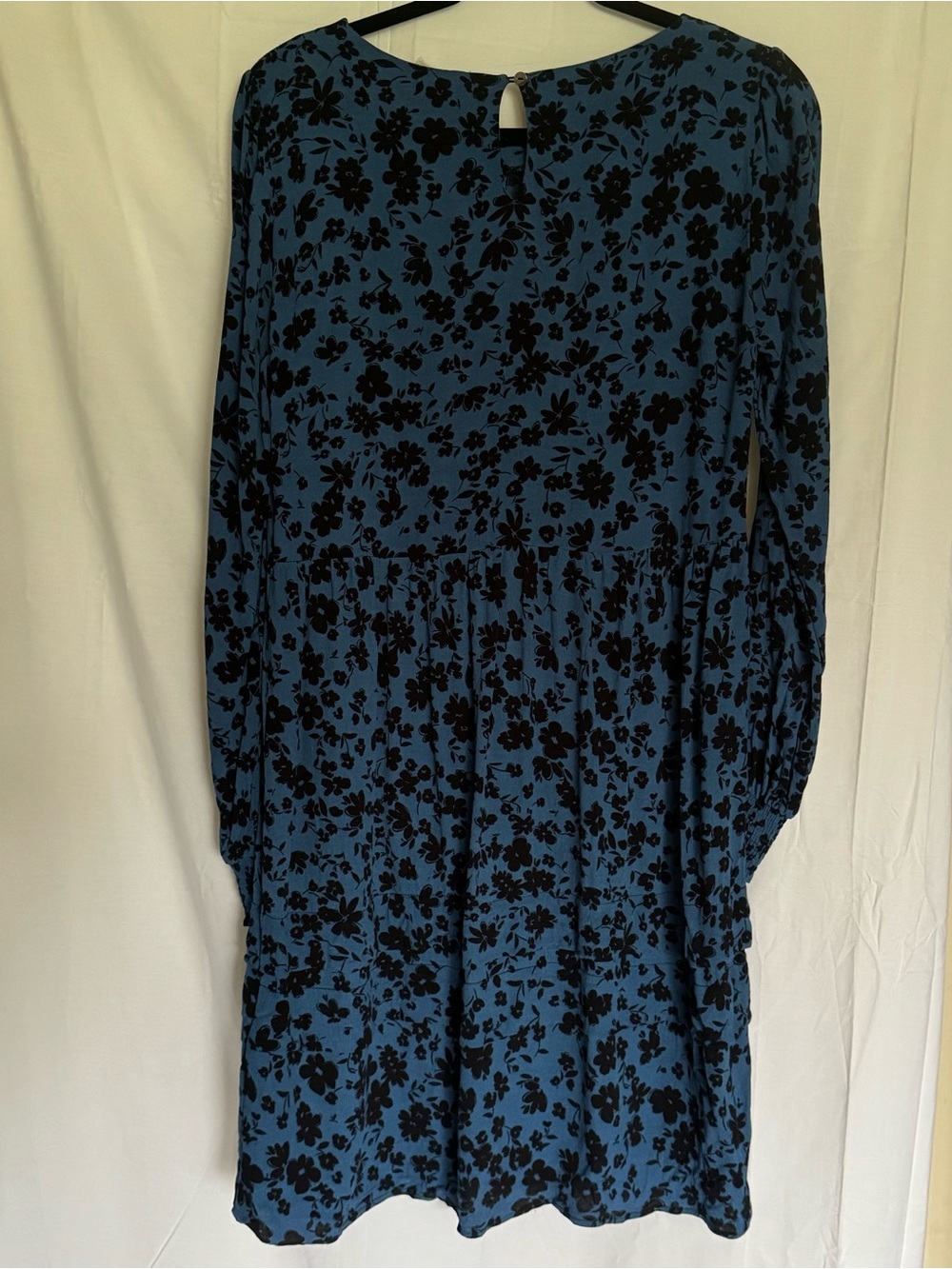 Maternity/Nursing‎ Blue Floral Dress Long Sleeve Hidden Access Postpartum Size 4